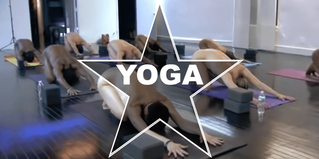 Yoga undervisningsvideo topløs og bundløs!