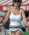 c3885061121582bd3495db2196b86f8b--bicycle-race-girls-on-bikes