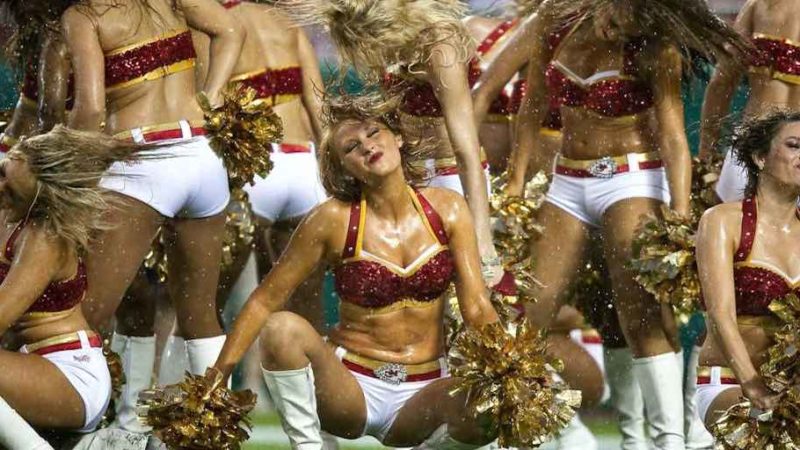 Frække Cheerleaders – Kun for voksne (billeder)