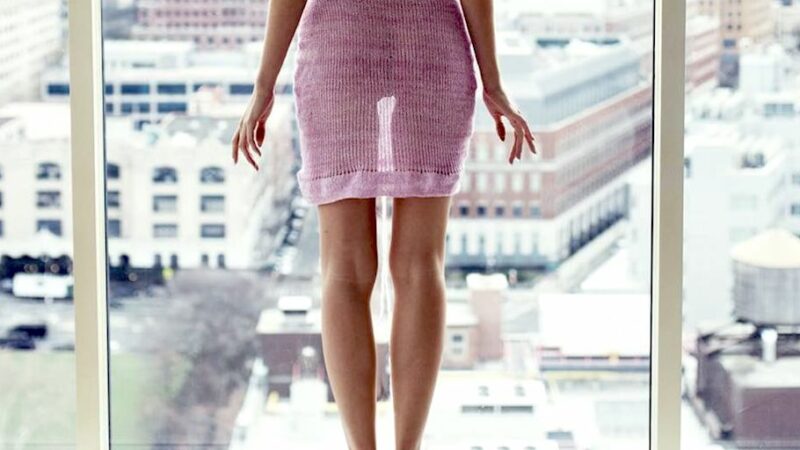 HOT! Modlys gør pigers tøj transparent (see through)