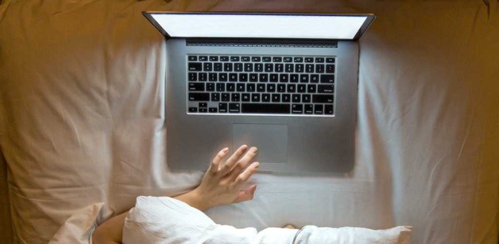 Danske kvinder og mænd har hemmeligeheder når de onanere til porno