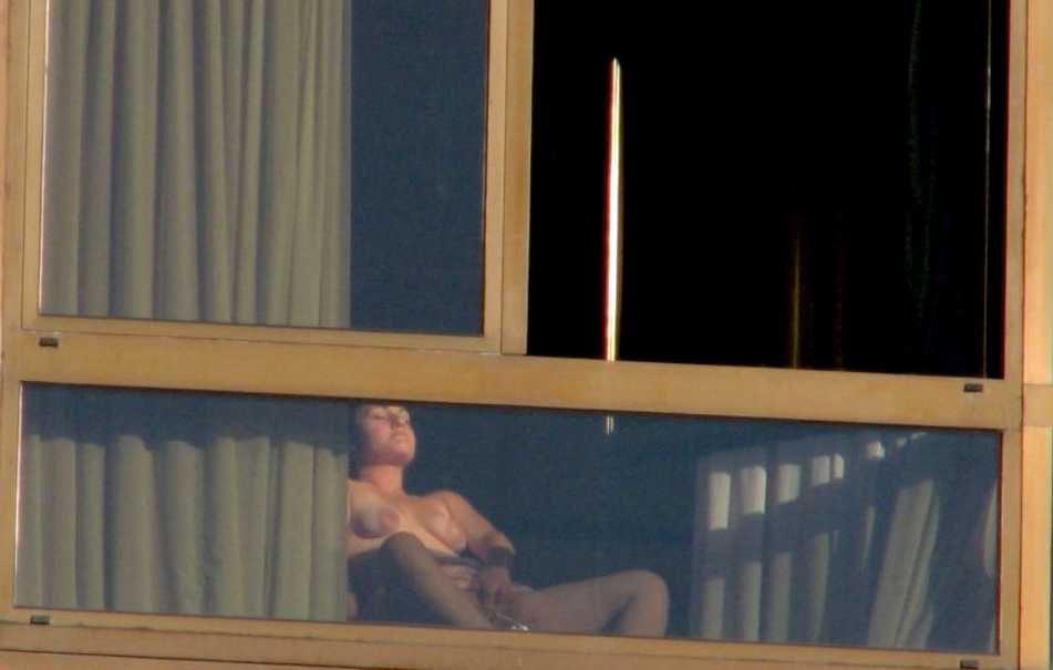 window exhibitionist